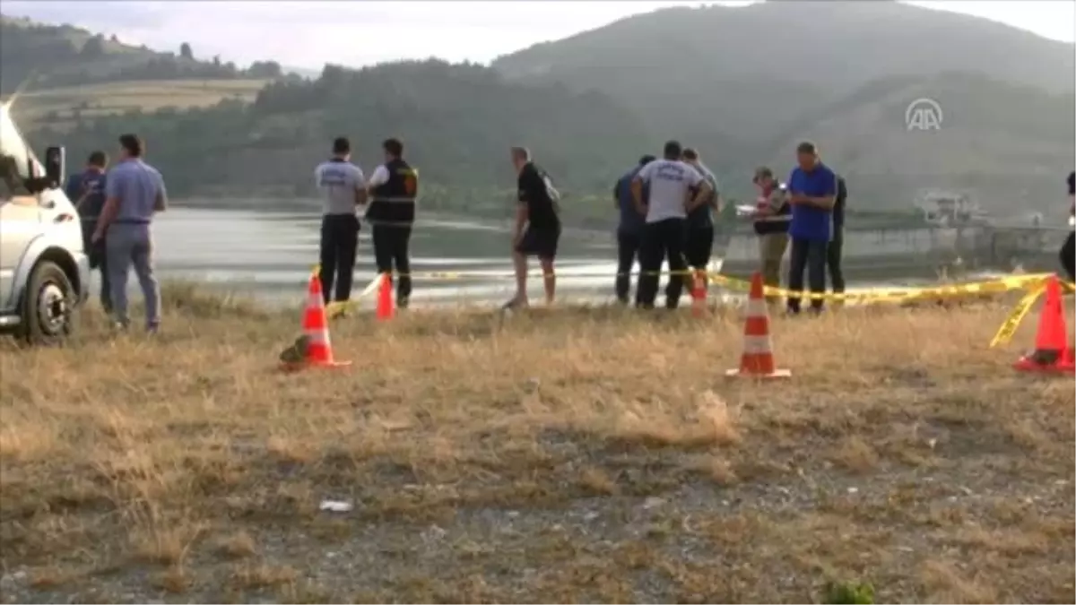 Bafra'da baraj gölüne kamyonetin düşmesi