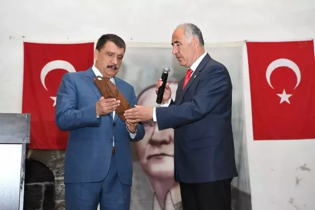 Başkan Gürkan Hekimhan'da incelemelerde bulundu Başkan Gürkan Hekimhan'da incelemelerde bulundu