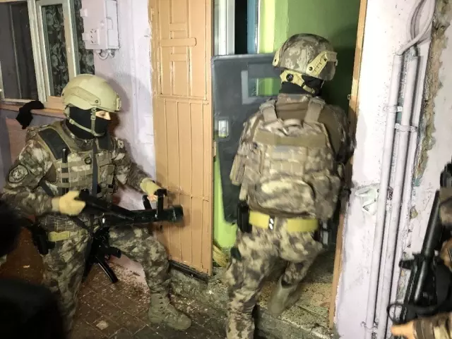 Bursa'da Bin polisle şafak operasyonu çok sayıda gözaltı