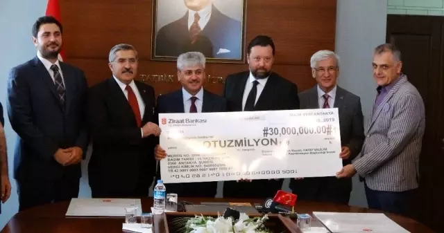Hatay Devleti Meclis binasını valilik satın aldı