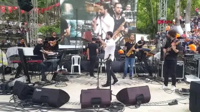 İZMİR KEMALPAŞA'DA KİRAZ FESTİVALİ'NE KONSERLİ KUTLAMA