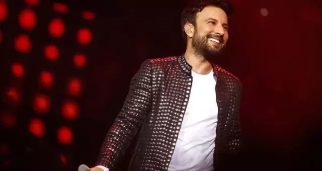 Megastar Tarkan kızı Liya ile fotoğrafını paylaşarak Babalar Günü'nü kutladı