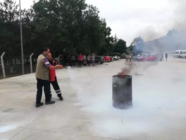 Osmaneli Sürekli Eğitim Merkezi'nden yangın eğitimi Osmaneli Sürekli Eğitim Merkezi'nden yangın eğitimi