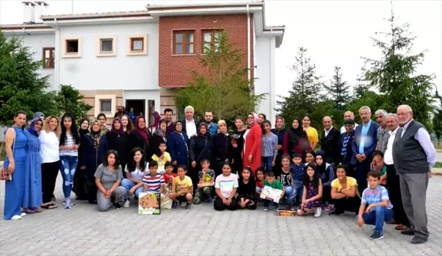 Şehit ailelerinden Sevgi Evleri�ne ziyaret haberi fotografı, fotografları