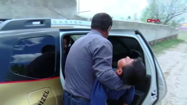 AĞRI YAN YANA TOPRAĞA VERİLDİLER AĞRI YAN YANA TOPRAĞA VERİLDİLER