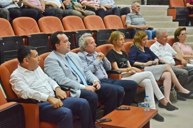 Akhisar Üniversite Derneğinde yeni yönetim belli oldu