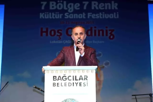 Bağcılar Meydanı, Bitlis ve Adıyaman ezgileriyle şenlendi Bağcılar Meydanı, Bitlis ve Adıyaman ezgileriyle şenlendi
