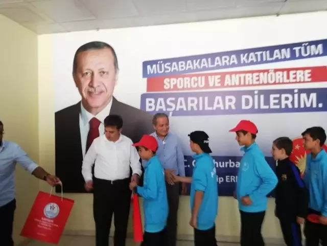 Genç şampiyonlar ödüllendirildi