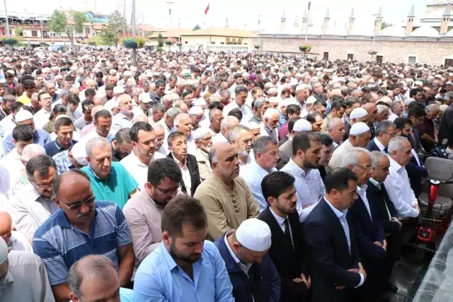 Konya'da Mursi için gıyabi cenaze namazı kılındı