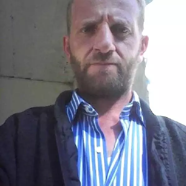 Otomobili baraj gölüne sürüp intihar eden kişi toprağa verildi