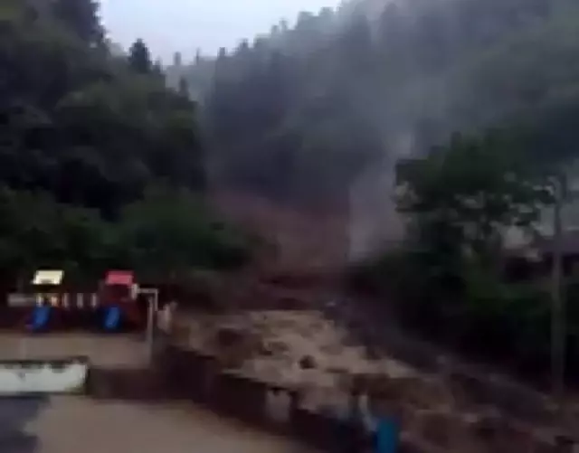 Vali ismail Ustaoğlu, Araklı'daki selle ilgili son durumu açıkladı :