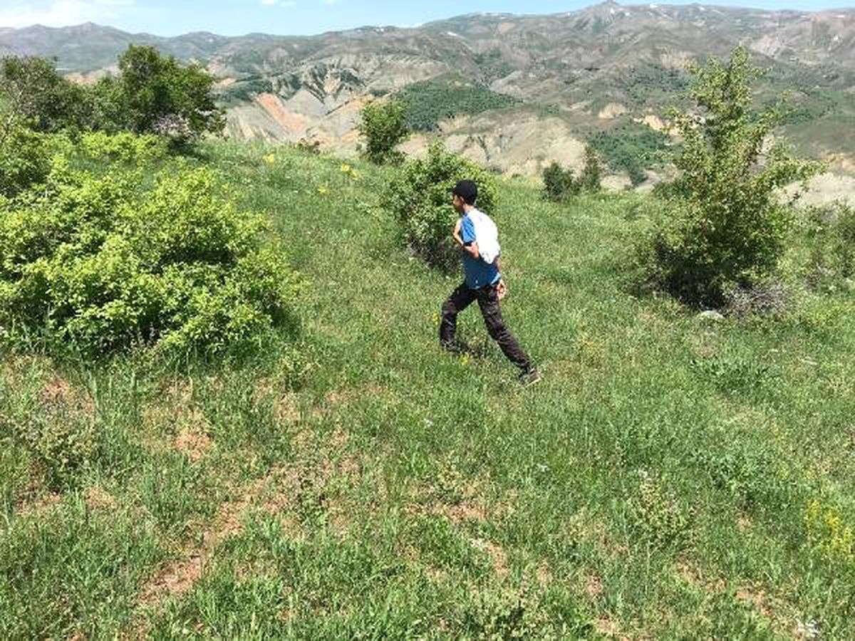 Bingöl'de toplamak için 20 kilometre yol yürünmesi gereken Kınkor mantarının kilosu 70 TL'ye satılıyor