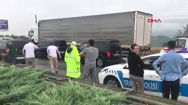 BURSA TIR kaza yaptı, Bursa - İstanbul karayolu trafiğe kapandı BURSA TIR kaza yaptı, Bursa - İstanbul karayolu trafiğe kapandı
