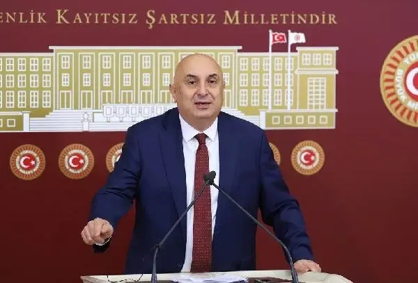 CHP'li Özkoç: Komplo soru yok, aynı sorular soruldu