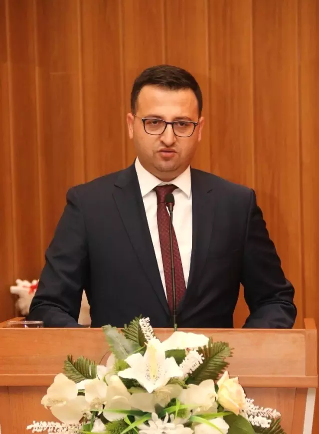 KAYÜ Develi Hüseyin Şahin MYO'da Mezuniyet Coşkusu KAYÜ Develi Hüseyin Şahin MYO'da Mezuniyet Coşkusu