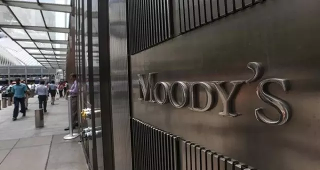 Moody's 18 Türk bankasının notunu düşürdü