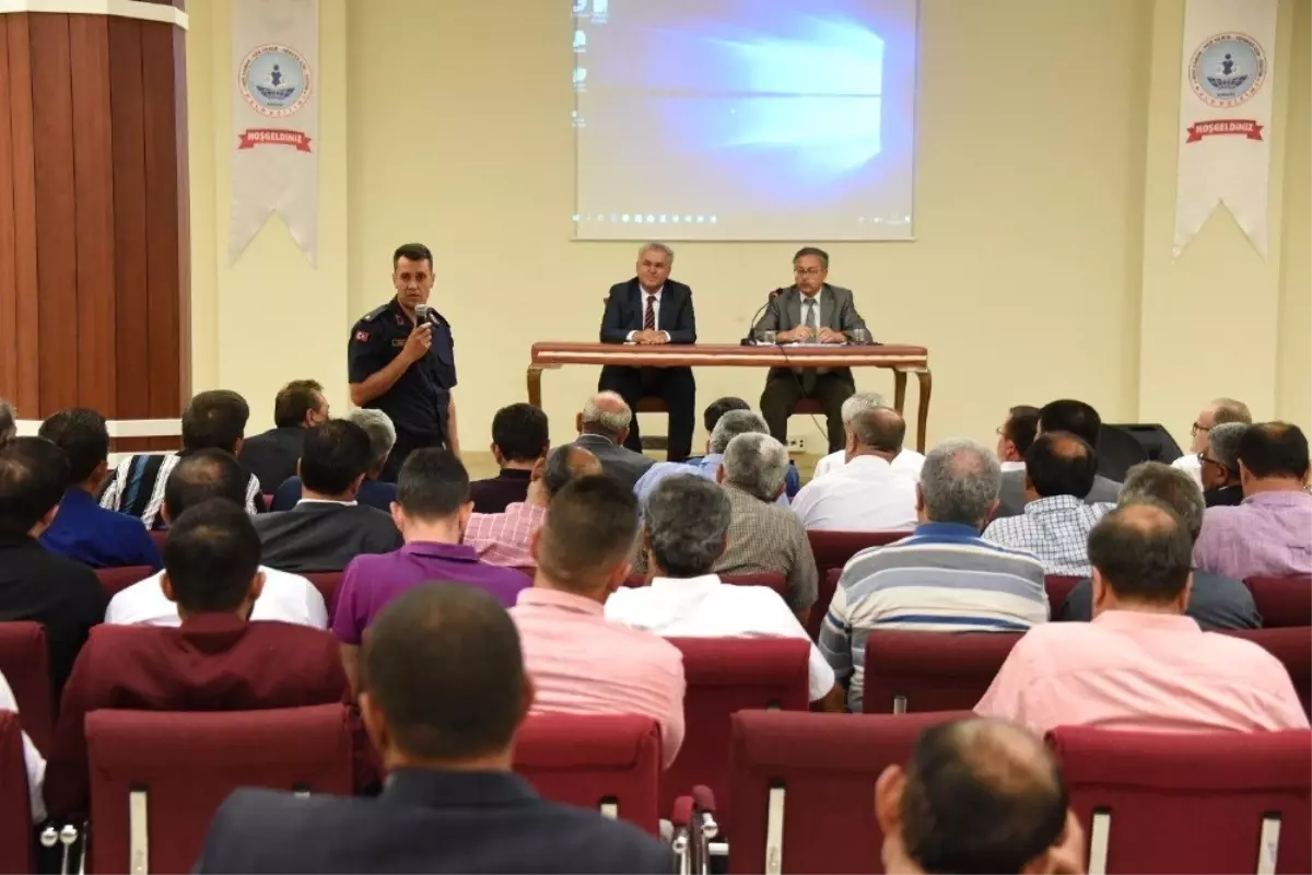 Muhtarlar Karatay'da buluştu