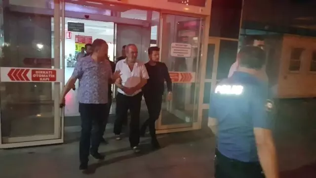 Evlat katili baba, bilgisayar başında fazla vakit geçiren oğlunu öldürdü