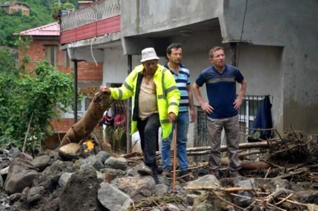 Araklı'daki sel felaketinden gelen görüntüler dehşete düşürdü