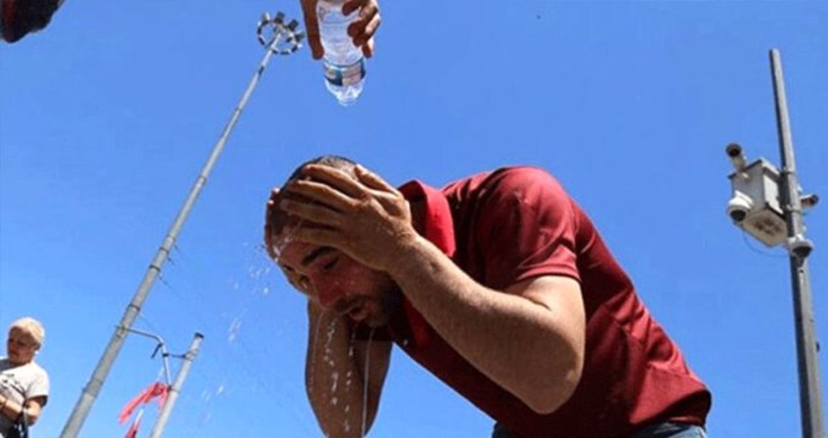 Aşırı sıcaklar yüzünden ölenlerin sayısı 92'ye çıktı