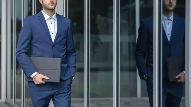 ASUS ZenScreen Touch, Taşınabilir Dokunmatik Mönitör Özellikleri Neler? ASUS ZenScreen Touch, Taşınabilir Dokunmatik Mönitör Özellikleri Neler?