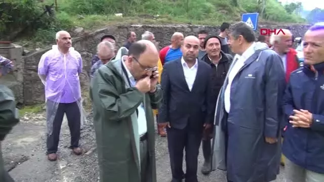 Bartın'da sele kapılan 1'i çocuk 2 kişi kayboldu