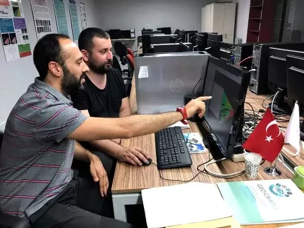 Bilim adamları Antarktika'daki buzul erimelerini görüntüledi Bilim adamları Antarktika'daki buzul erimelerini görüntüledi