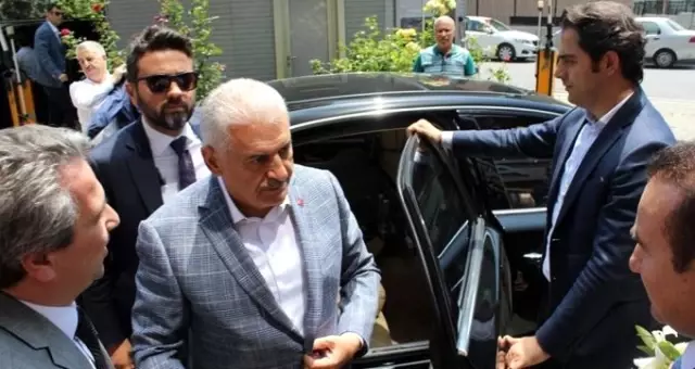 Binali Yıldırım makam aracı iddialarına cevap verdi: Olayları çarpıtmaya gerek yok