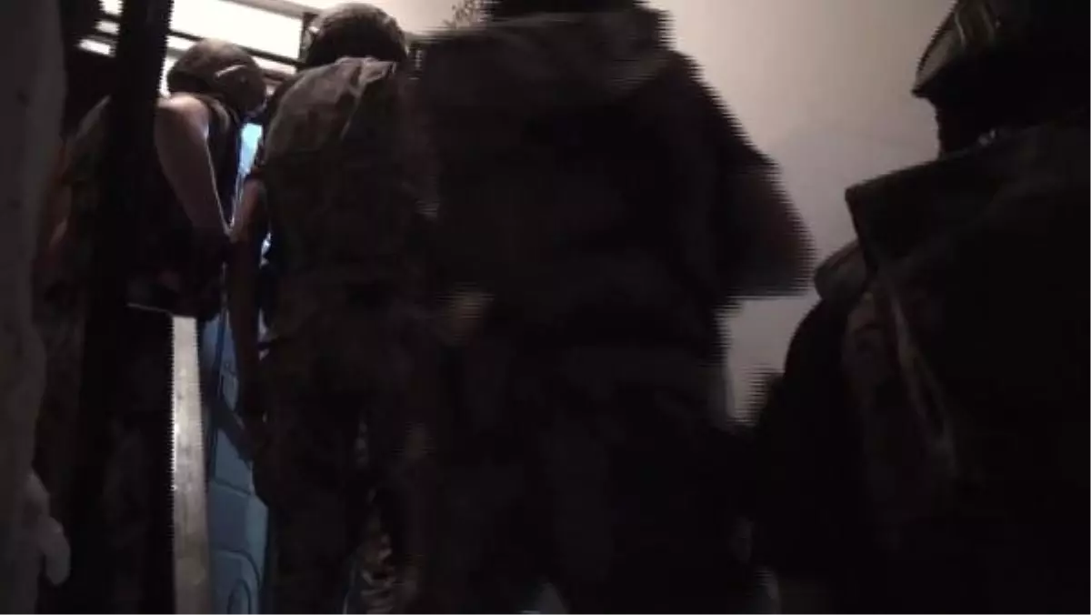 Fotoğraflar // Sığınakta isimleri bulunan PKK'lılara operasyon