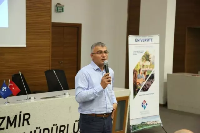 HKÜ İzmir'de rehber öğretmenlerle buluştu