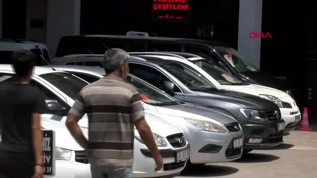 İZMİR İkinci el otomobil satıcıları 30 Haziran'ı bekliyor İZMİR İkinci el otomobil satıcıları 30 Haziran'ı bekliyor