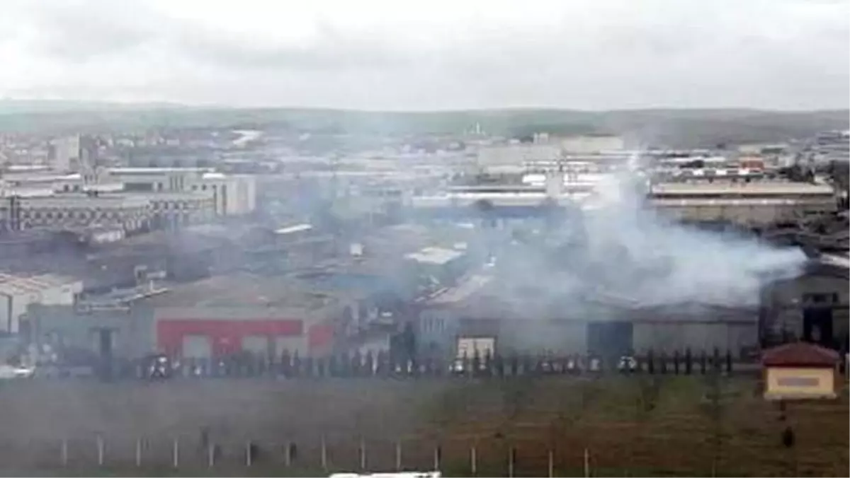 Sincan'da koku isyanı