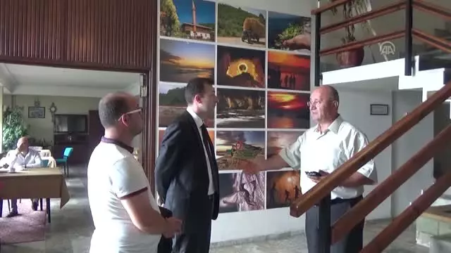 Yerli ve yabancı turizmciler Akçakoca'da