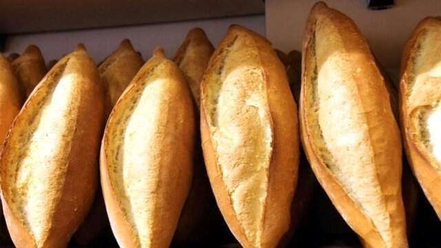 40 yıllık fırıncı ekmek fiyatını 75 kuruşa çekti