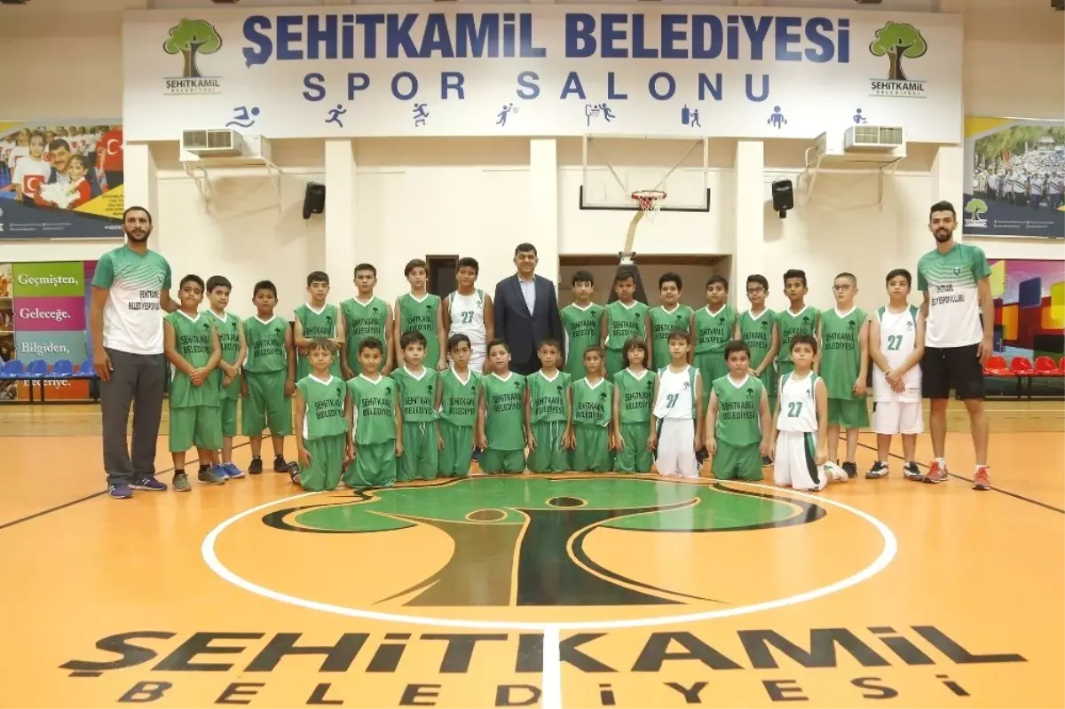 Çocuklardan basketbola büyük ilgi