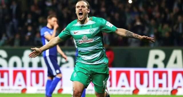 Comolli teklifi yapıp masadan kalktı! Max Kruse'nin menajeri İstanbul'a geliyor