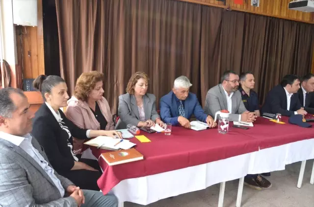 Kaymakam Günaydın'dan mahalle ziyaretleri Kaymakam Günaydın'dan mahalle ziyaretleri