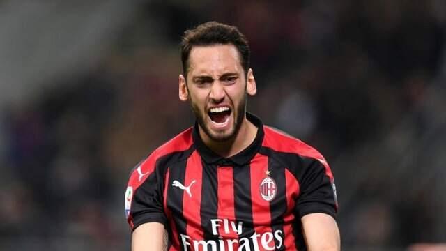 Maldini, Hakan Çalhanoğlu'nun biletini kesti