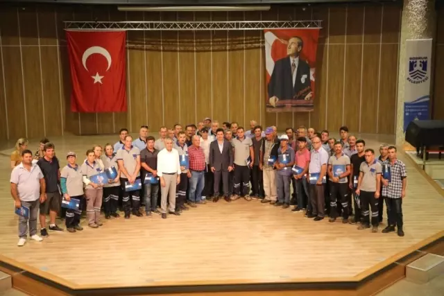 Bodrum Belediyesi'nden başarılı personele ödül Bodrum Belediyesi'nden başarılı personele ödül
