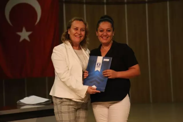 Bodrum Belediyesi'nden başarılı personele ödül Bodrum Belediyesi'nden başarılı personele ödül