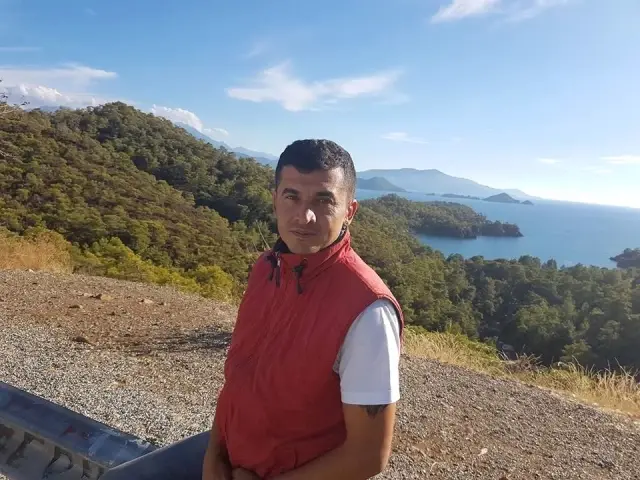 Fethiye'de tartıştığı kişiyi bıçakla öldüren zanlı tutuklandı Fethiye'de tartıştığı kişiyi bıçakla öldüren zanlı tutuklandı