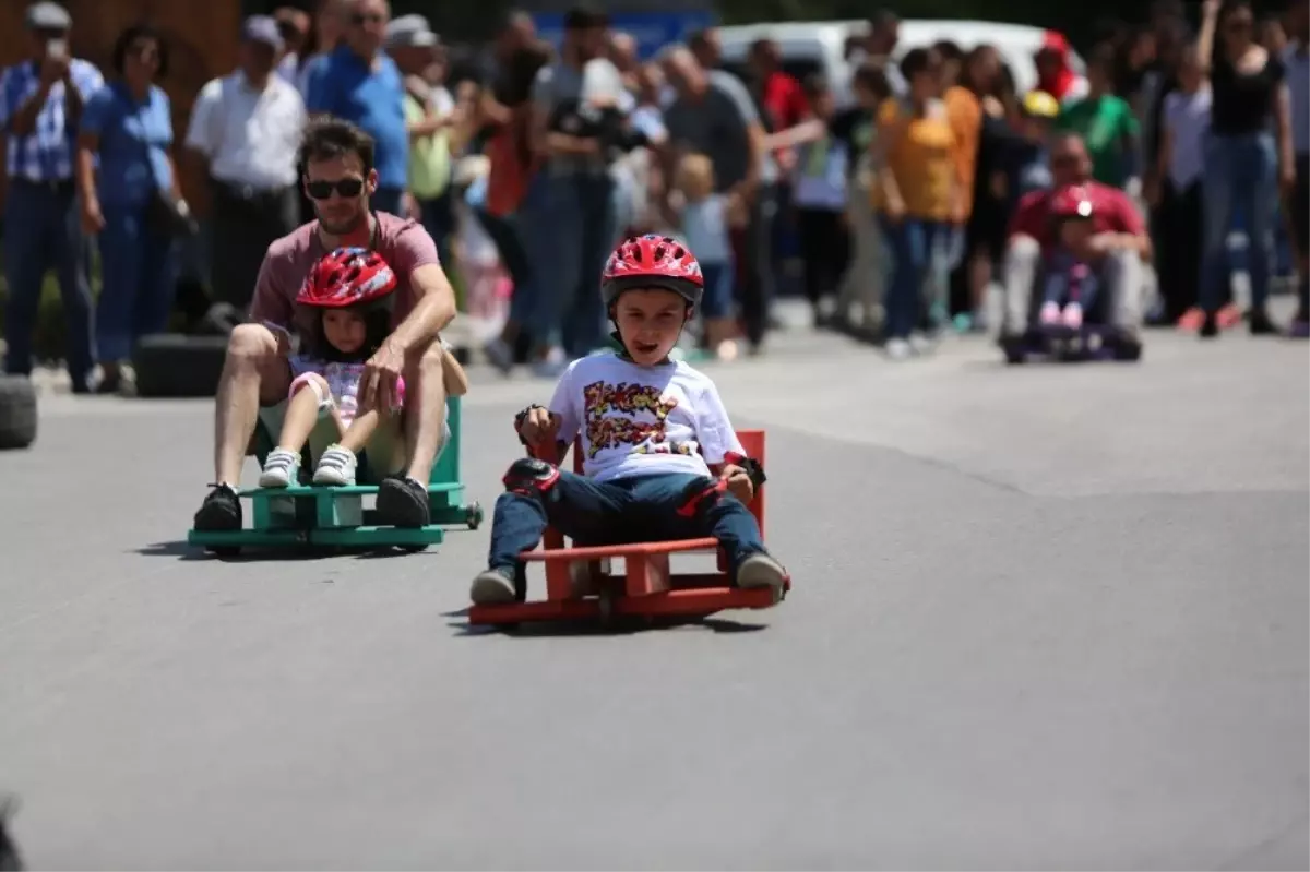 Odunpazarı Meydanında ahşap festivali