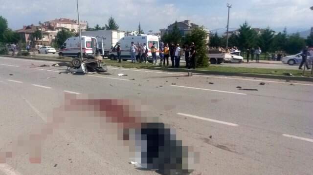 Ortadan ikiye bölündü, 2 kişi öldü!
