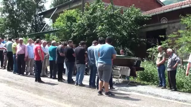 Sele kapılan çocuğun cenazesi toprağa verildi - BARTIN