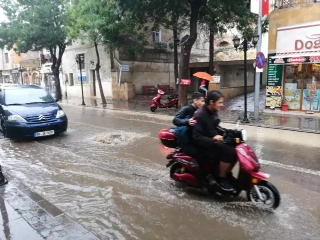 Seli görüntüleyen vatandaş: