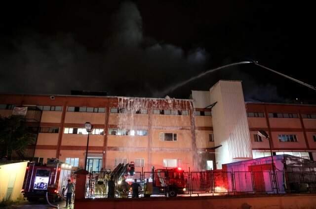 Son dakika! Tekstil ve plastik fabrikasında yangın: 4 ölü, 2 yaralı