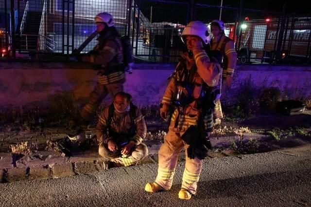 Son dakika! Tekstil ve plastik fabrikasında yangın: 4 ölü, 2 yaralı