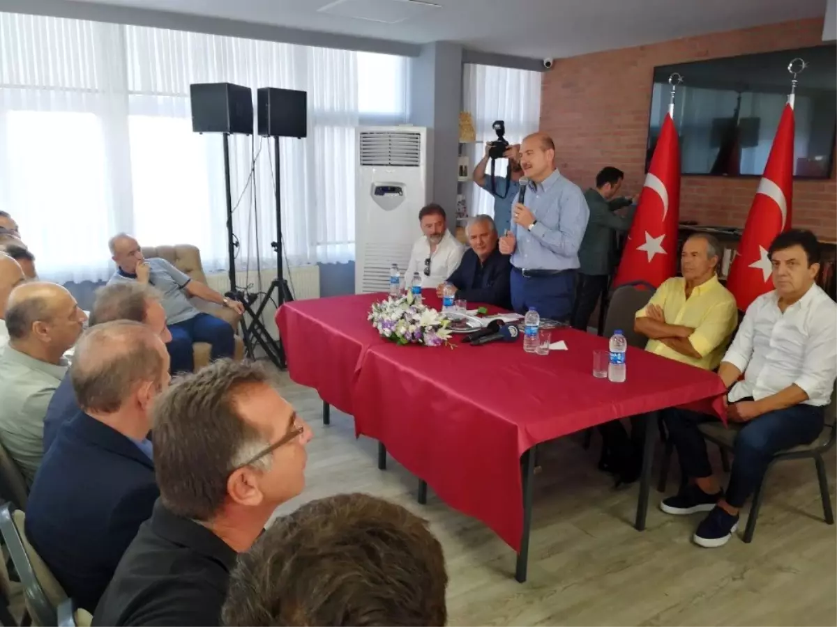 Süleyman Soylu Karadenizli Sporcular Derneğini ziyaret etti