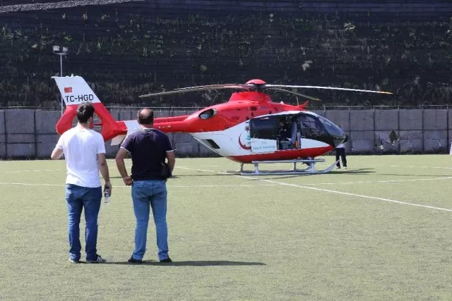 Tüp patlamasında yaralandı, hava ambulansı ile sevk edildi Tüp patlamasında yaralandı, hava ambulansı ile sevk edildi