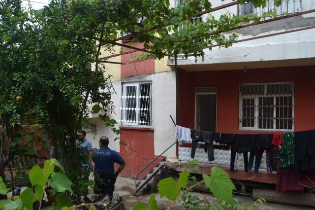 Adana'da vahşet! 15 yaşındaki kız çocuğu boğazı kesilerek öldürüldü